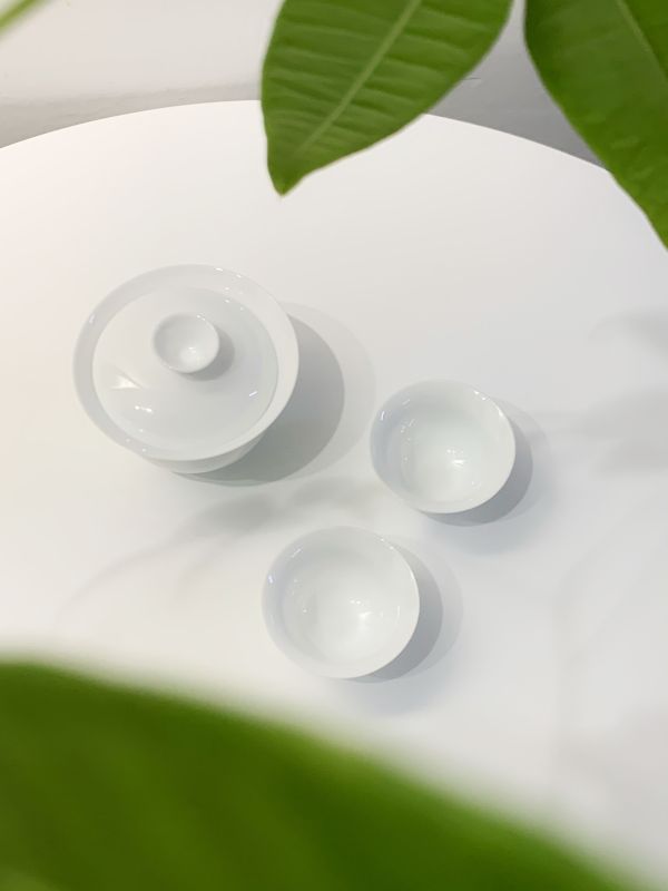 Jade‑White Porcelain Travel Tea Set in Metal Tin &ndash; Luxury Corporate Door Gift Singapore | Premium Corporate Hamper | ESG Eco Corporate Gift for CNY, Deepavali & Christmas