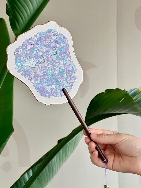 Oriental Silk Round Fan Gift Box &ndash; Corporate Door Gift Singapore | ESG Eco Corporate Gift for Staff, Clients & Festive Seasons