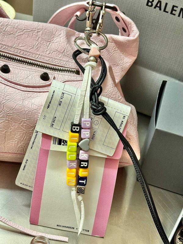 Designer‑Style Beaded Charm DIY Gift Box &ndash; Corporate Door Gift Singapore | ESG Eco Corporate Gift for Staff, Clients & Festive Seasons