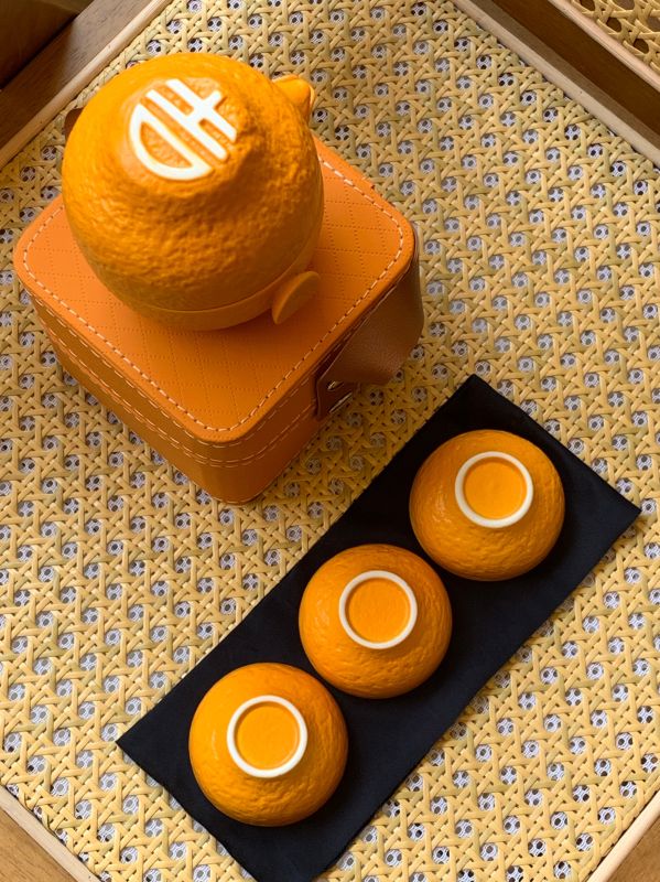 Good Fortune Orange Portable Tea Set &ndash; Citrus Design Teapot & Gaiwan for Corporate Hamper, Annual Dinner Souvenir & Brand Activation 