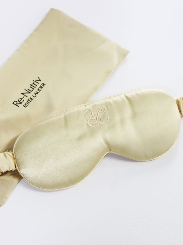 Unique Corporate Door Gift Ideas &ndash; Silk Sleep Mask with Travel Pouch for Business Trips