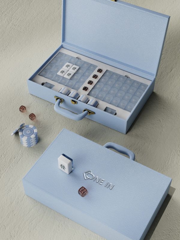 Low MOQ Corporate Hamper Malaysia &ndash; Acrylic Mahjong Set with Crystal Dice & Leather Case