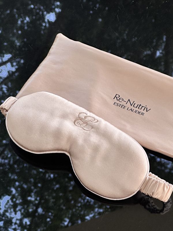 Best Corporate Gift for Wedding Souvenir &ndash; Rose Gold Silk Eye Mask Gift Box