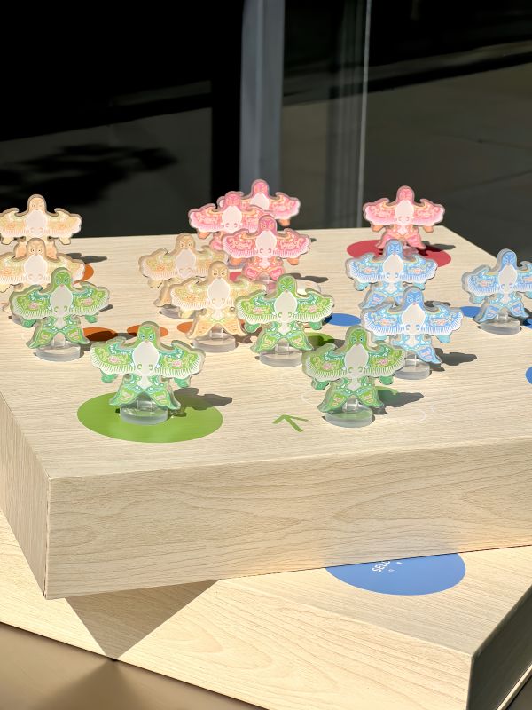 Kite Flying Chess Gift Box &ndash; A Gentle Breeze of Joy on the Chessboard