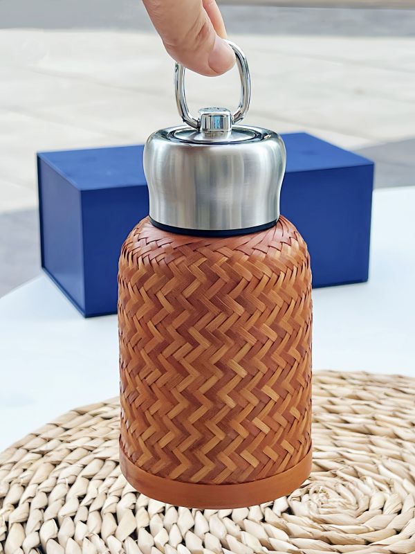 The Smart Buyer's Guide &ndash; Sourcing Your Bamboo Weave Flask Gift in Southeast Asia
