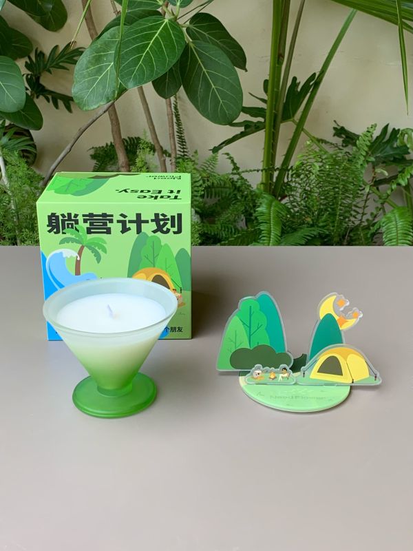 Outdoor Brand Delights VIPs with Custom Camping Candle Sets for Annual Appreciation & Festival Souvenirs