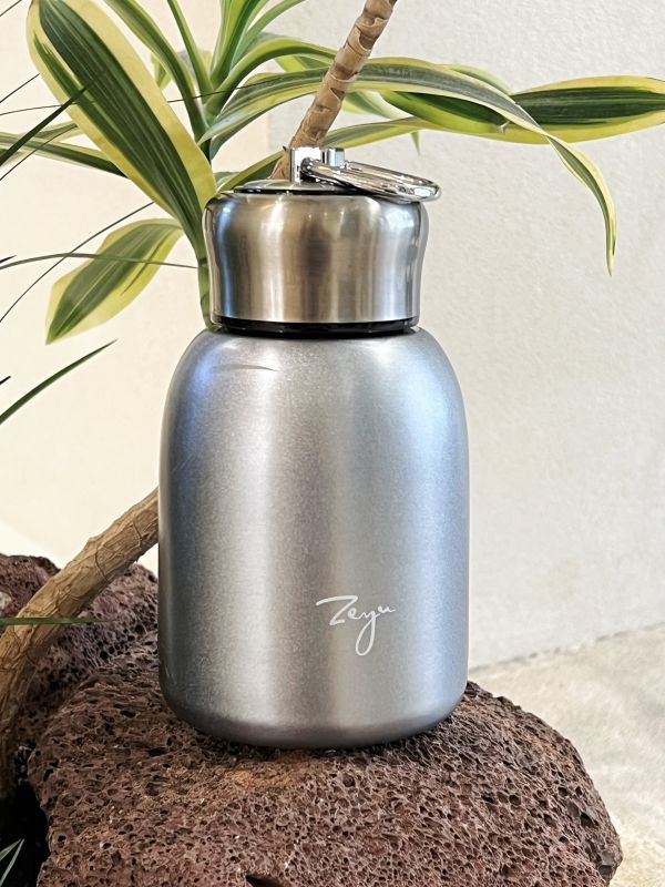  The Art of the Portable Flask &ndash; Matte Finish, Metal Loop, and Everyday Elegance