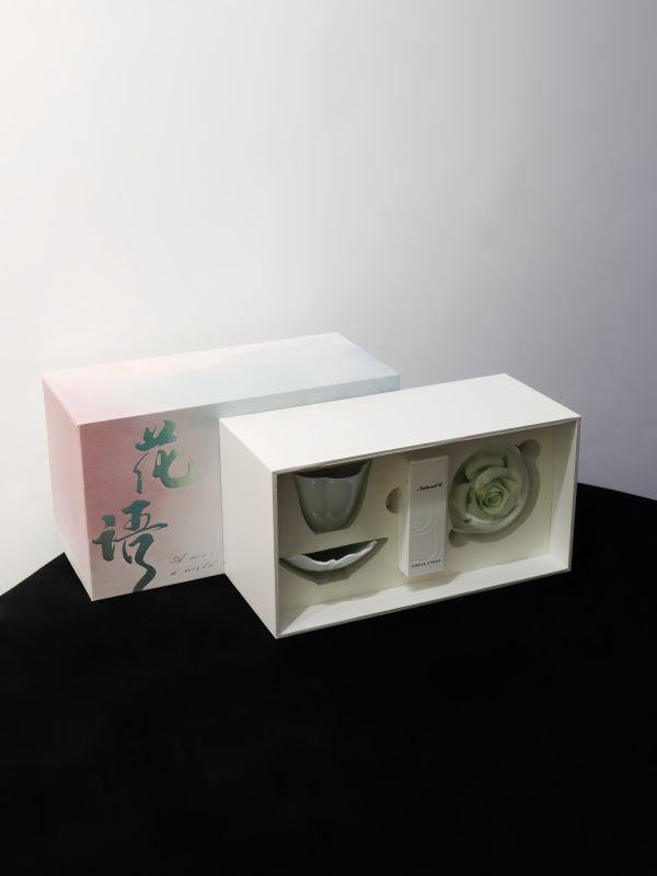 Porcelain Flower Diffuser & Tea Cup Set &ndash; Aroma & Tea Healing Gift