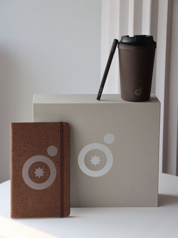 Coffee Grounds Eco Gift Box &ndash; Textured Notebook & Cup Set