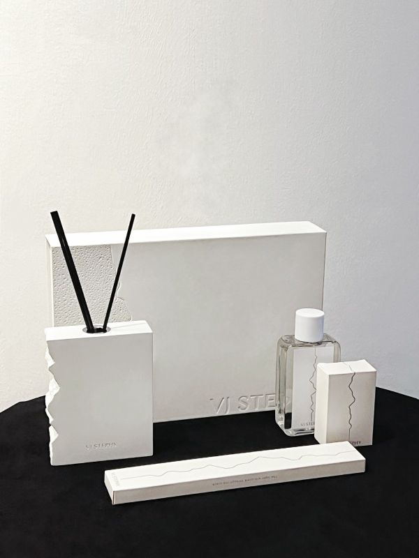   Custom Crack-Design Diffuser for Mid-Autumn Gala &ndash; Corporate Gift Supplier Singapore