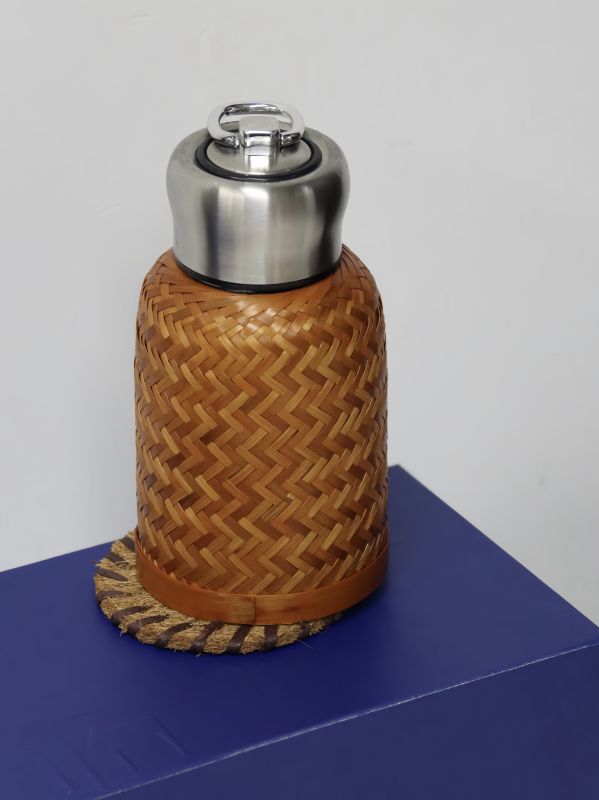 Bamboo Woven Cup Set &ndash; Insulated, Natural, Rustic Craftsmanship