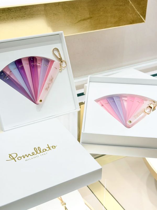 Colored Glaze Fan Gift Box &ndash; White Box, Multicolor Glass, Unfold a Wish