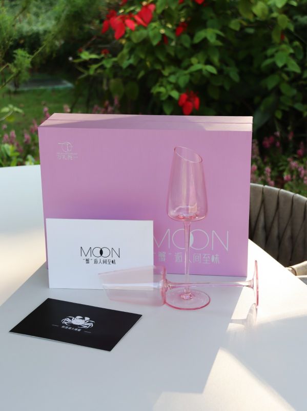  Trusted Corporate Gift Supplier Success Stories &ndash; Bulk Flamingo Champagne & Crab Voucher Hamper Orders for Annual Dinners & Festive Gifts in Singapore, Malaysia, Indonesia