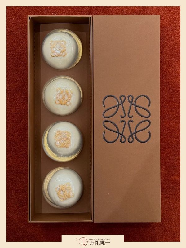 Custom Handwoven Bamboo Basket Gift Set with Logo for Singapore Annual Dinner &ndash; Bulk Order 300pcs
