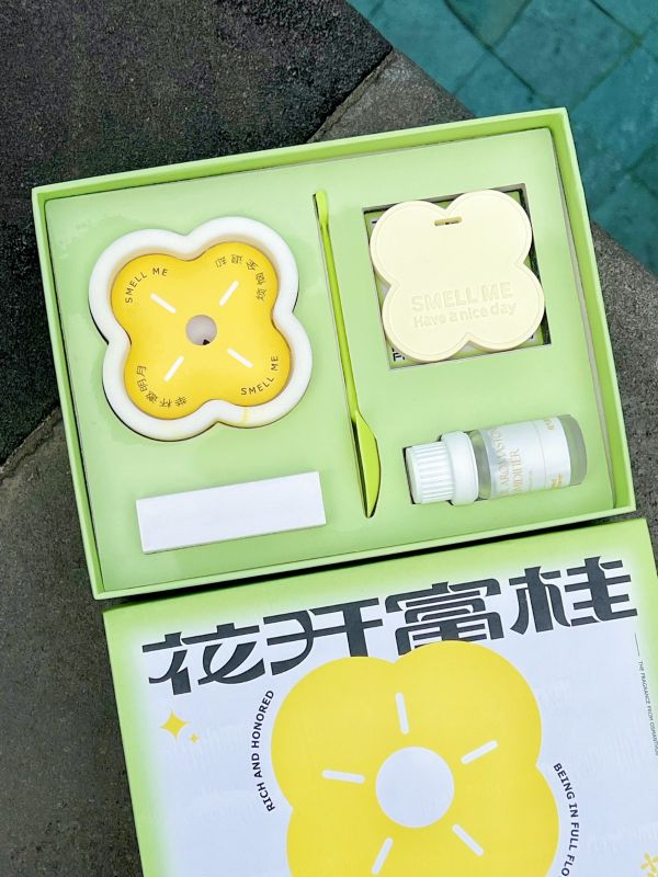 Corporate Gift Success: Custom Scented Candle and Planting Gift Set with Logo for Singapore Mid-Autumn &ndash; Bulk Order 350pcs