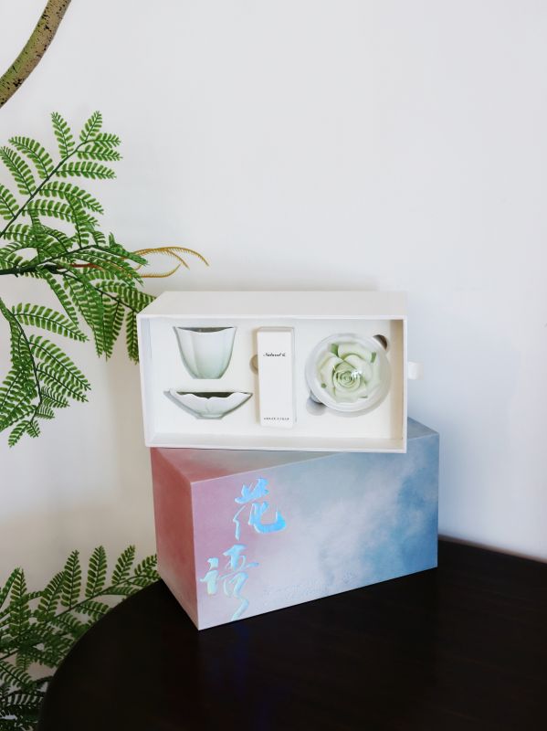 Porcelain Flower Aroma & Tea Cup &ndash; Corporate Gift Set