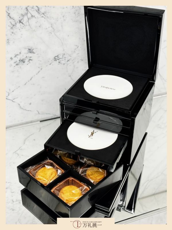 Black Drawer Mooncake & Tapas Plate Box Impresses 250 VIPs &ndash; Reorder for Staff Gifts in Malaysia