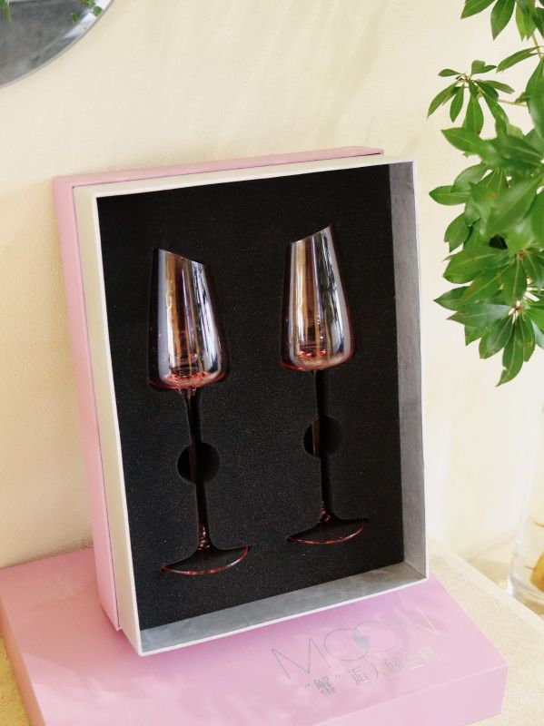 Executive Hand-Blown Glass Hamper for Premium Corporate Gifts