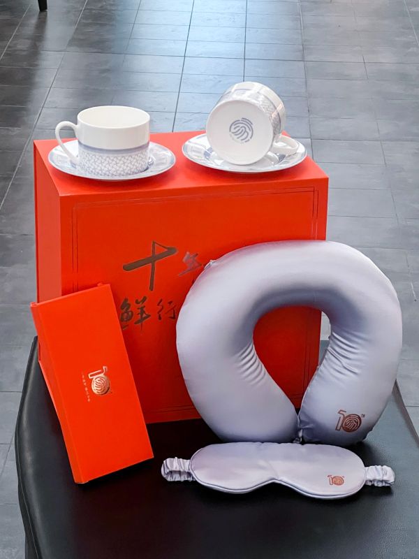 Success Case: Double-Layer Silk Travel Gift Box | Aviation Crew Appreciation Program in Singapore