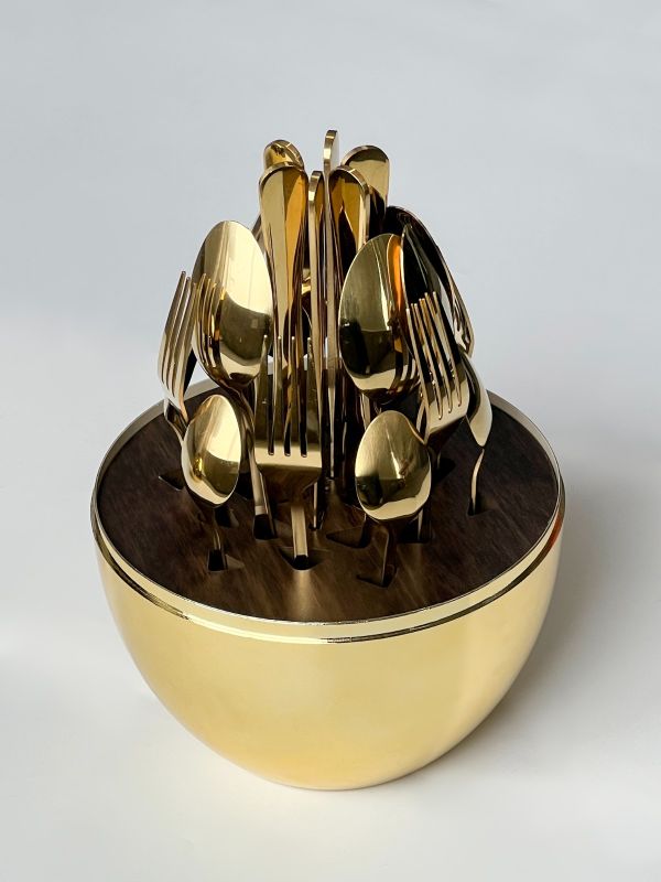 Success Case: Golden Egg Cutlery Gift Box | Luxury Hotel Guest Dining Program in Singapore