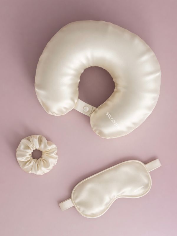 500 Custom Silk Neck Pillow Sets for Staff Appreciation in Singapore