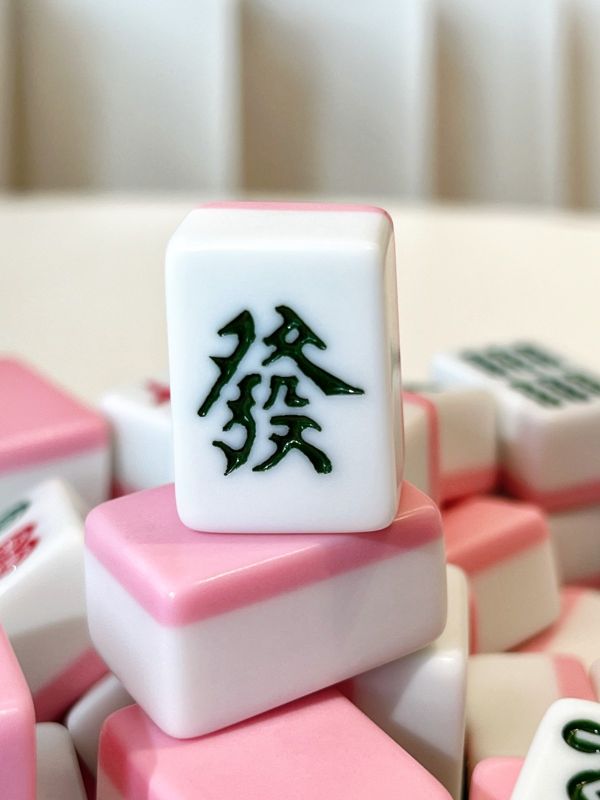 Smooth Tile Mahjong Set