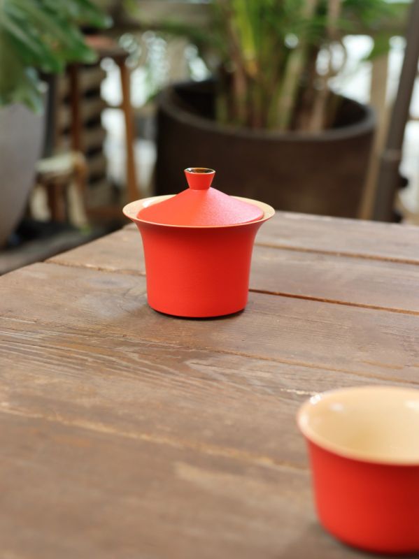 How to Order Custom Matte Red Travel Tea Set for Business Gifting