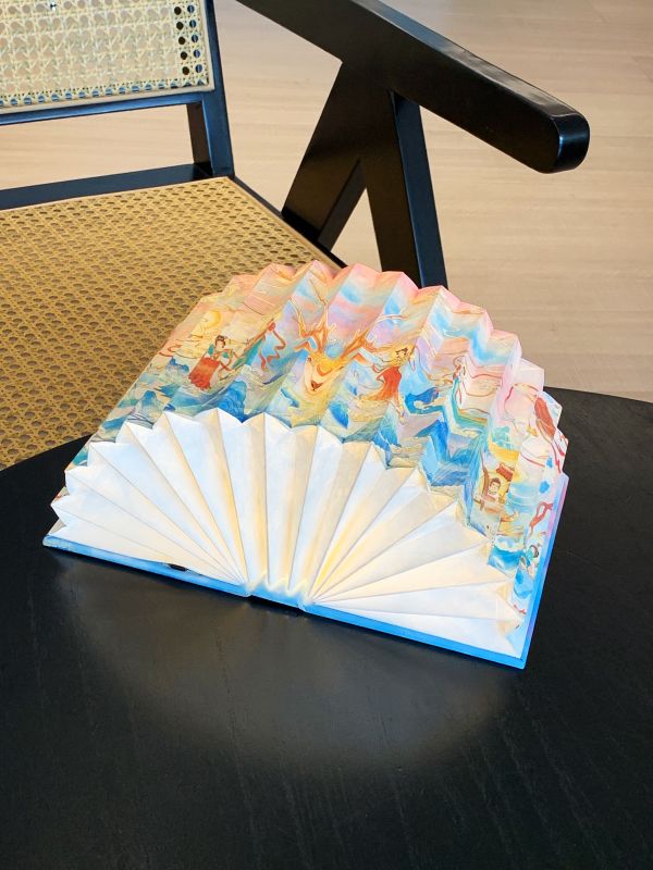 Customizable Book Lamp