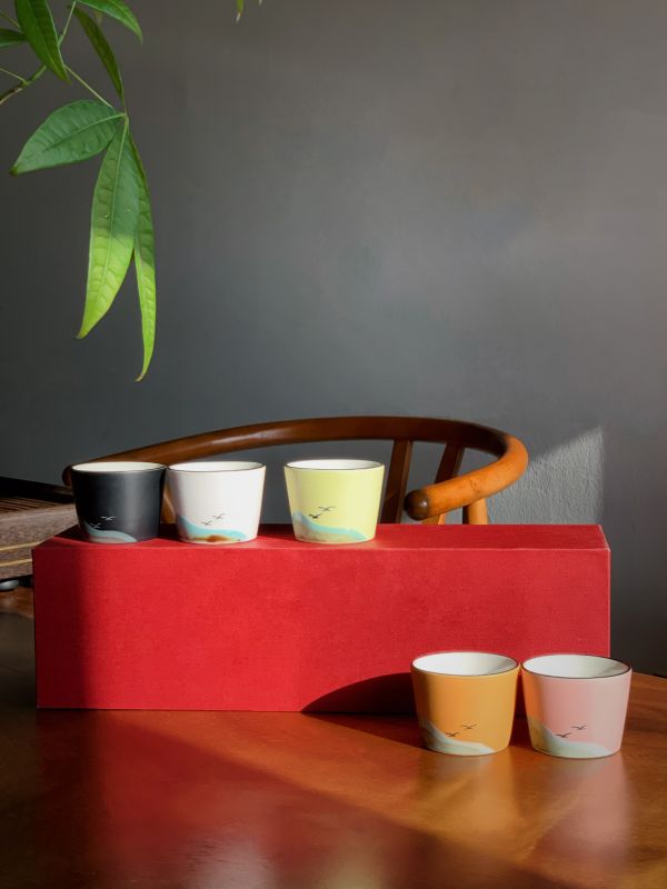 Chinese Landscape Tea Cup Gift Set
