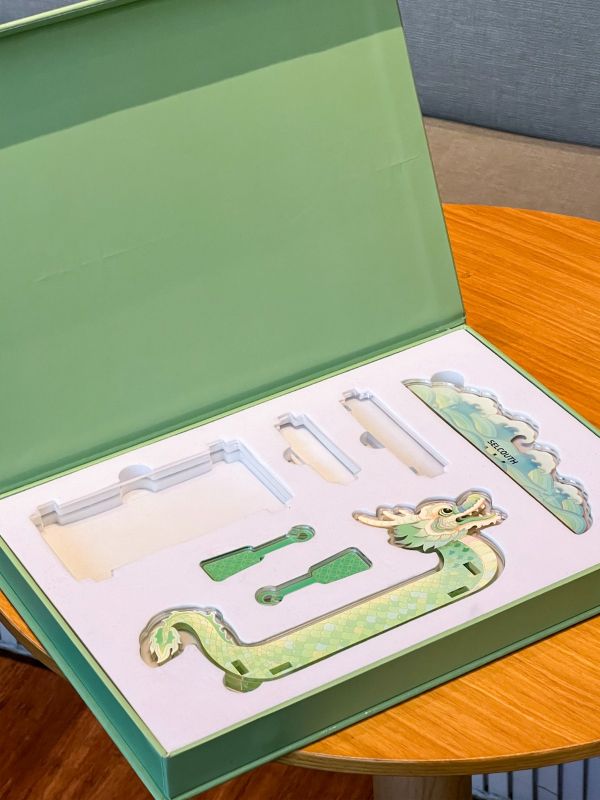 DIY Acrylic Dragon Boat Desk Decor