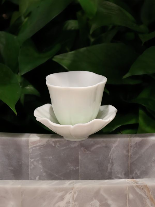 Custom Engraved Porcelain Flower Tea Set
