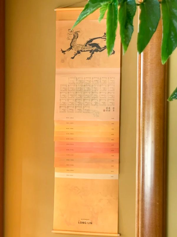 Dragon Scale Scroll for Cultural Corporate Gifting