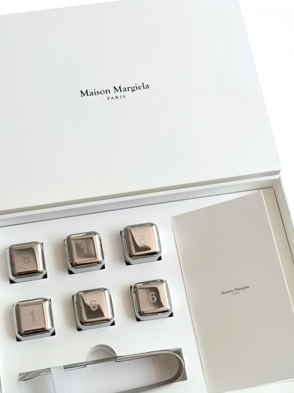  Metal Ice Cubes Gift Set for Annual Dinner | Corporate Gift Solution for 500 Employees in Singapore