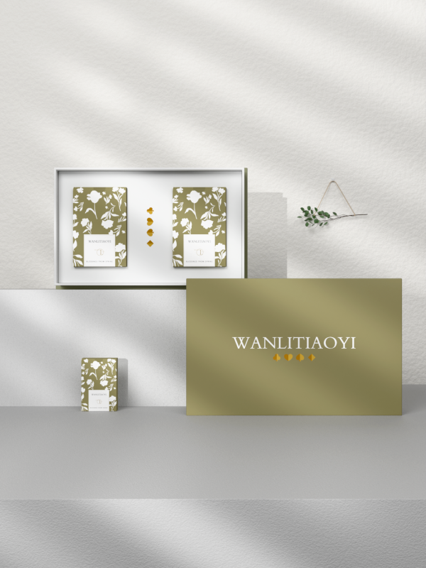 Festive Card Game Corporate Hampers