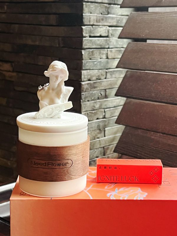 How to Order Custom Rose Aroma Candle Set for Business Gifting