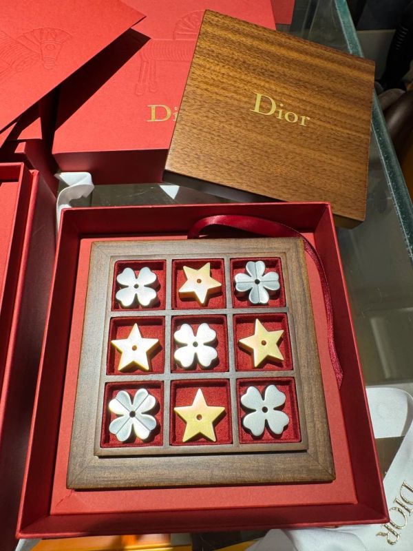 Luxury Tic-Tac-Toe Set &ndash; Wooden Game Box
