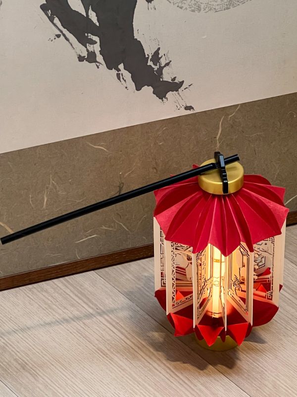 Plum Blossom Shadow Lantern