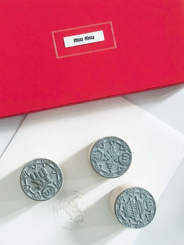 Miu Miu Seal Carving Gift Set