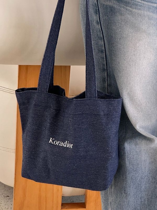 Embroidered Denim Tote &ndash; Durable Branding
