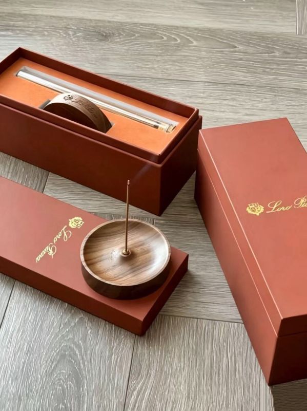 Custom Walnut Wood Gift Set Logo