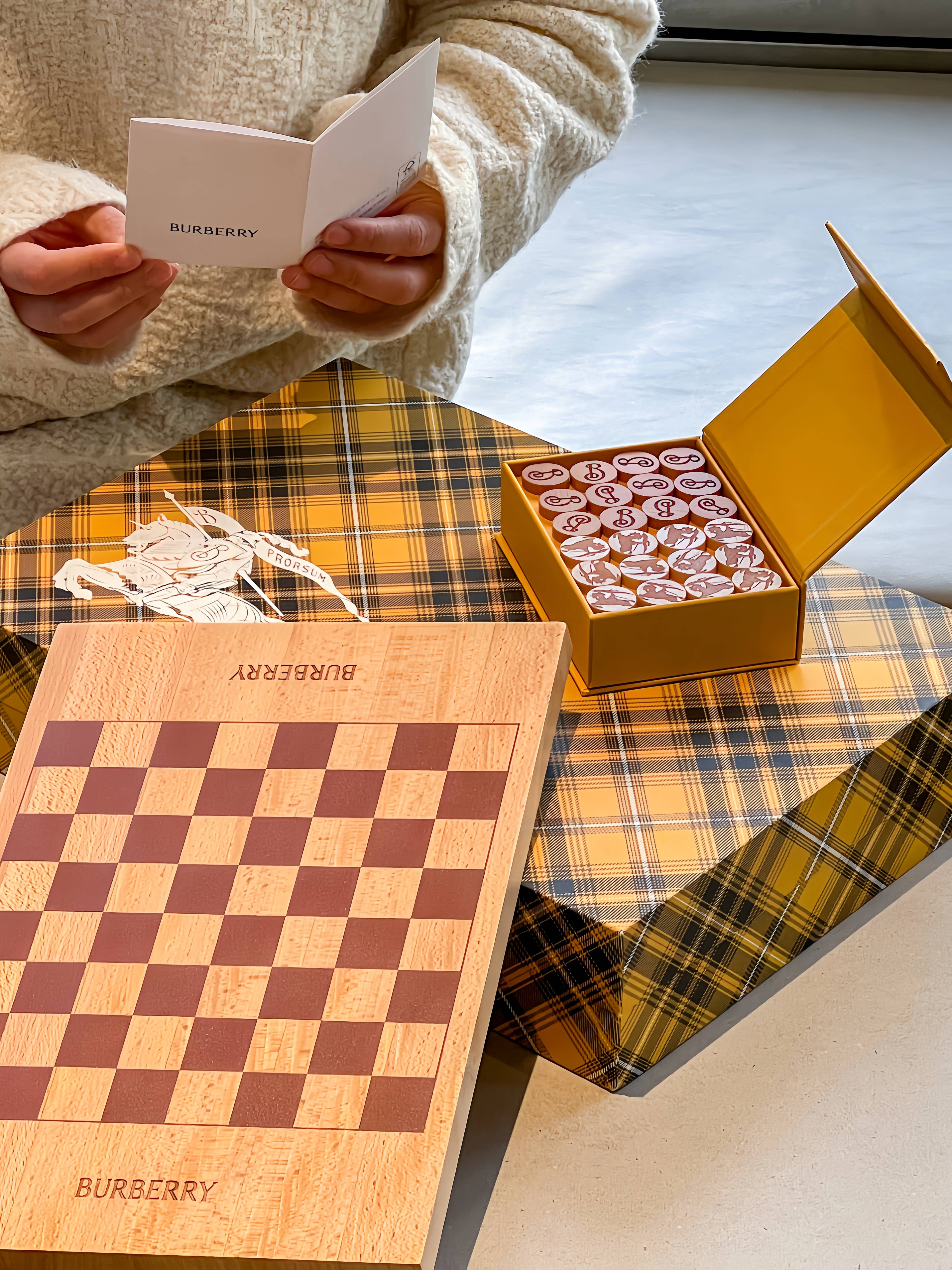 Fashionable Board Game Set