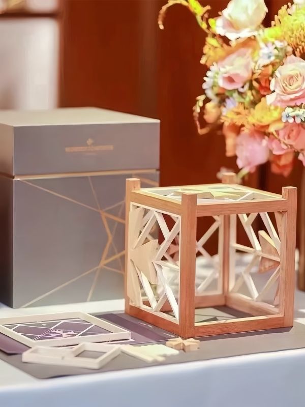 Rotating Pattern Cup Gift Box Set