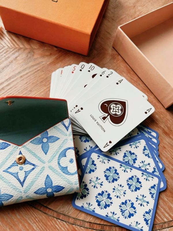 BV Celine Cards &ndash; Textured Luxury Gift