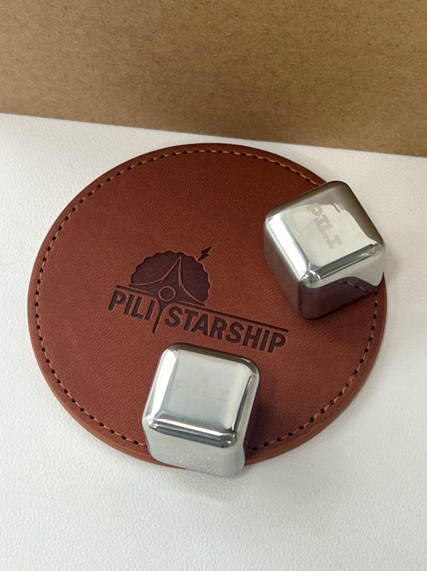 Engraved Whiskey Set &ndash; Branded Corporate Gift