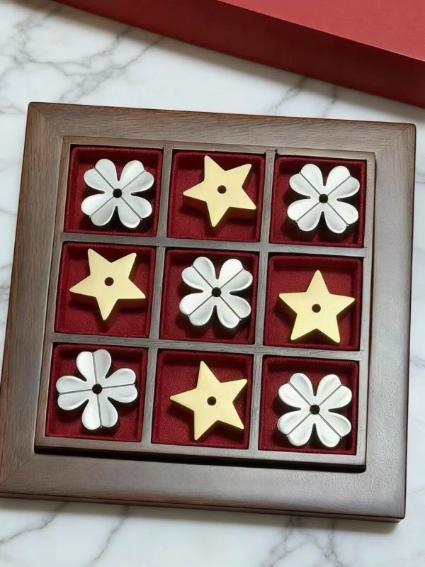 Romantic Board Game &ndash; Luxury Couples Gift