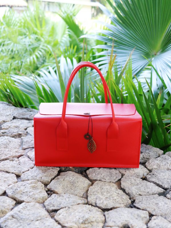 Luxury Executive Red Leather Hamper