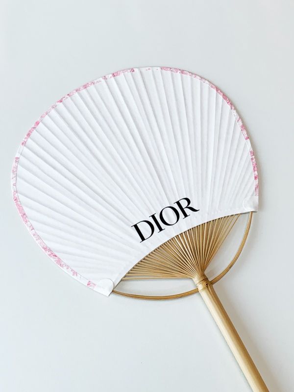 Vintage Beige Fan &ndash; Cultural Souvenir