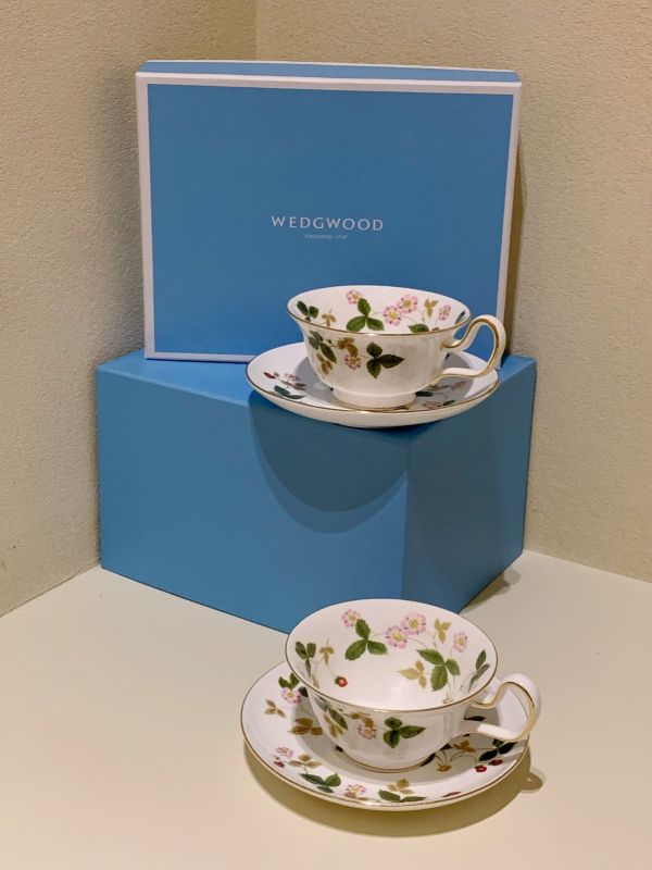  How Wedgwood Gift Set Strengthened Client Relations in Singapore