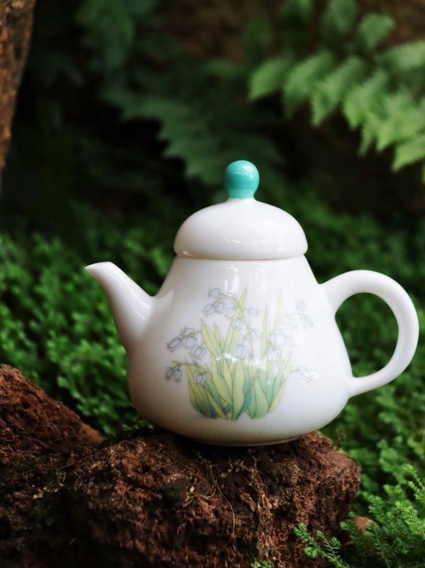 Lily Teapot Gift Set