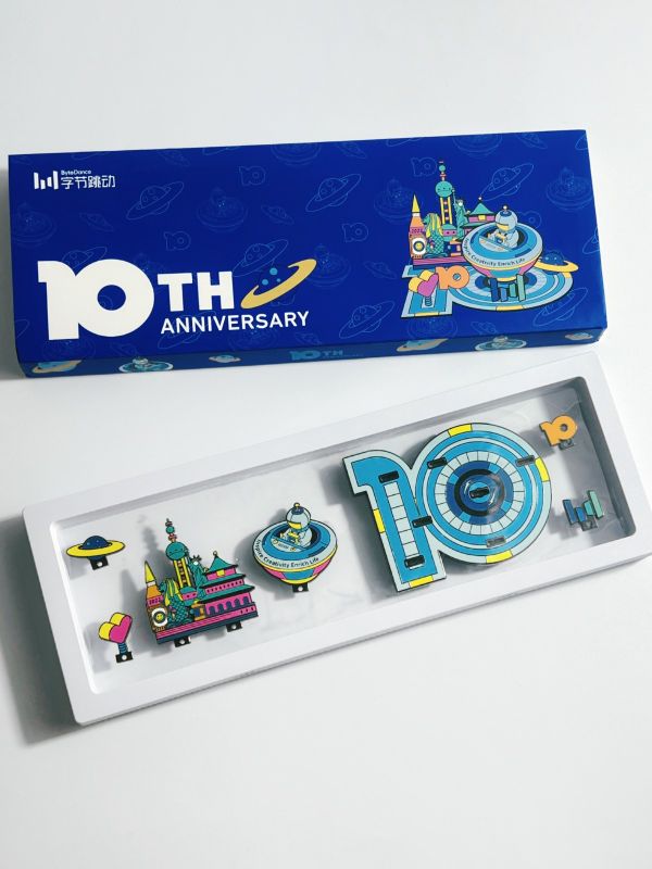 Multifunctional Badge Corporate Gift